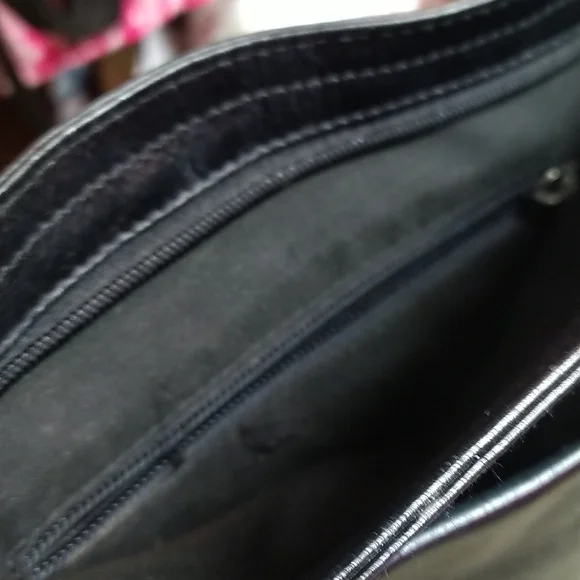 Purse - Picture 3 of 3